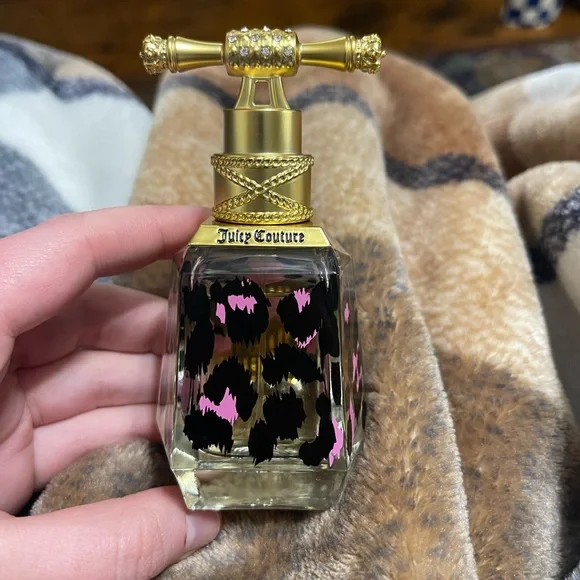 ✨Juicy Couture✨ I Love Juicy Couture perfume - Picture 3 of 5